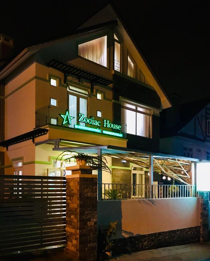 Hotel Zodiac House Da Lat Esterno foto